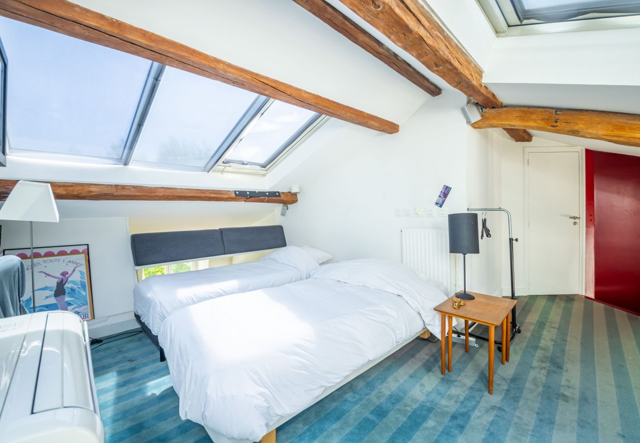 Apartment in Paris - Batignolles Home