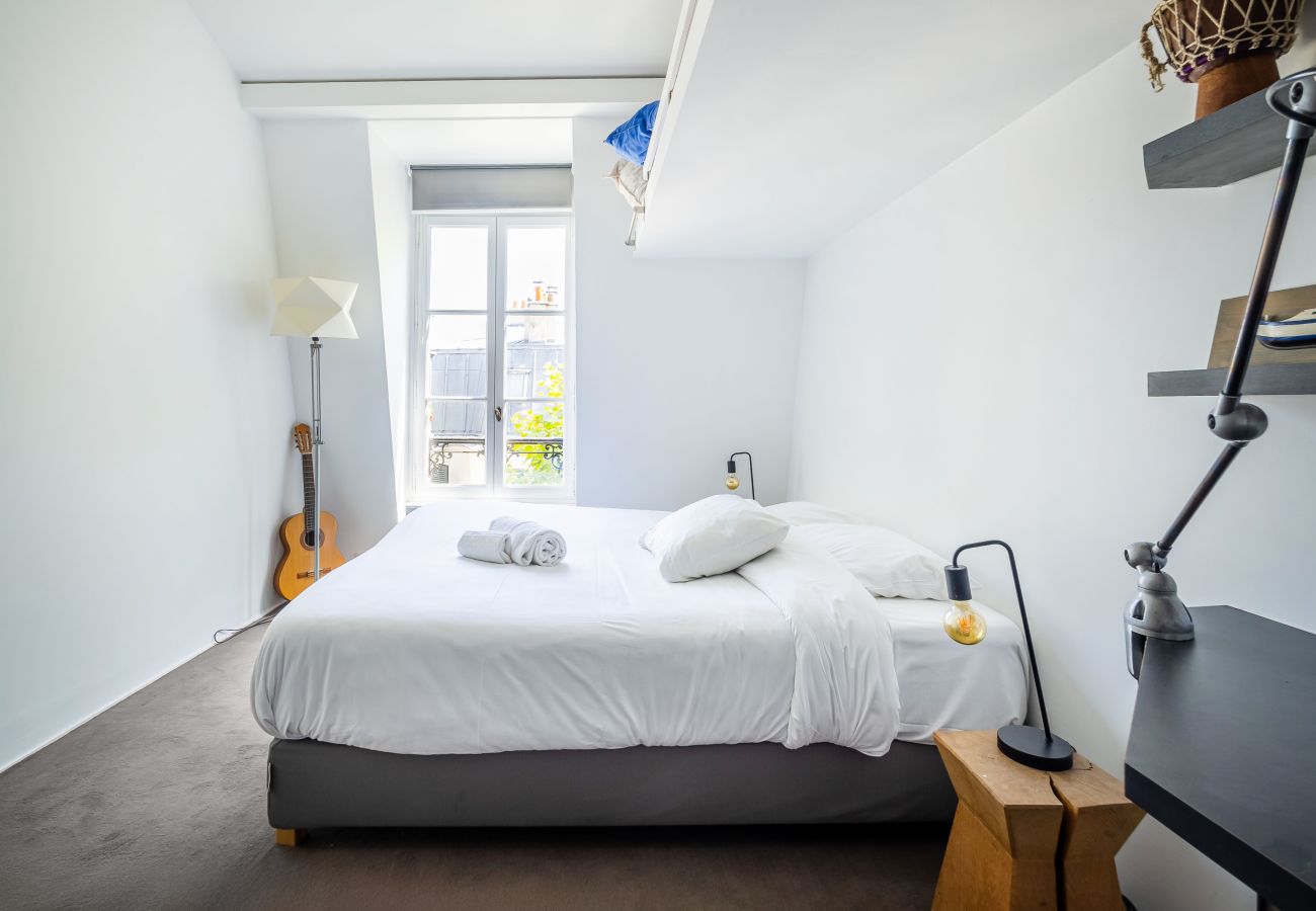 Apartment in Paris - Batignolles Home