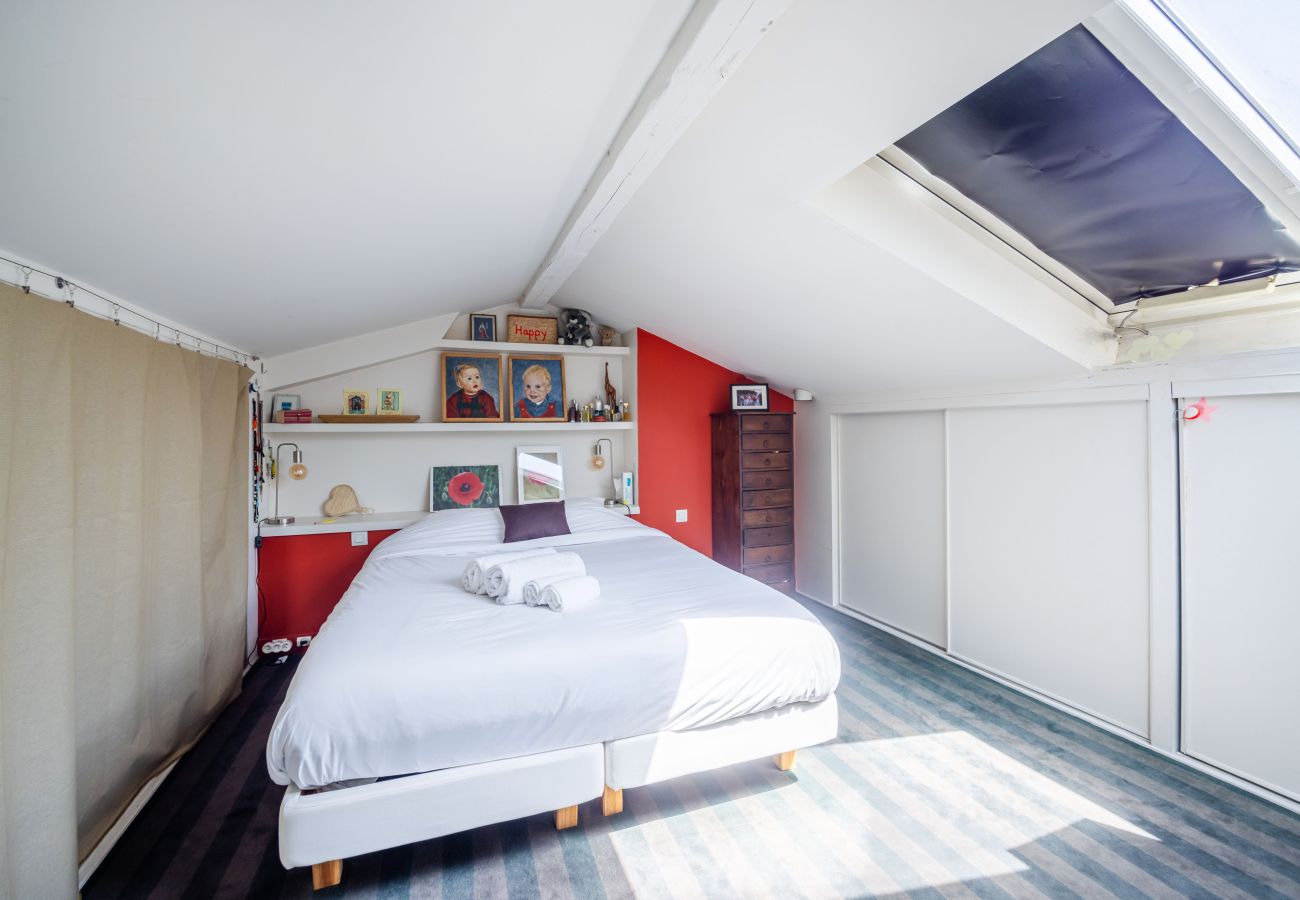 Apartment in Paris - Batignolles Home