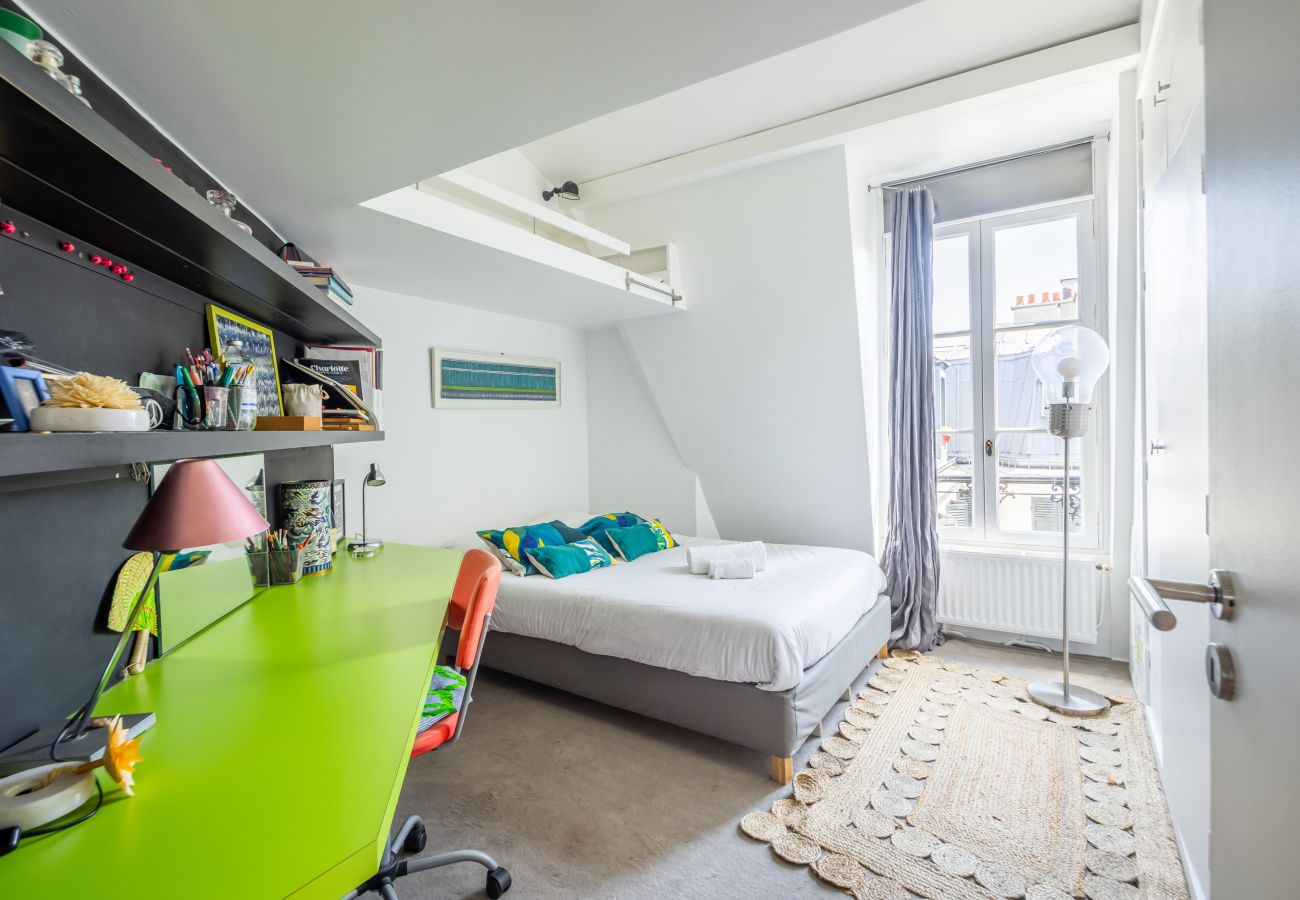 Apartment in Paris - Batignolles Home