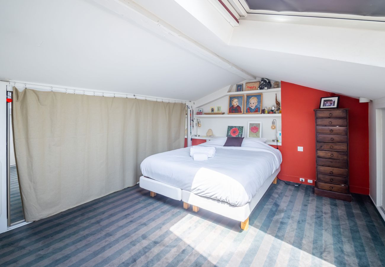 Apartment in Paris - Batignolles Home