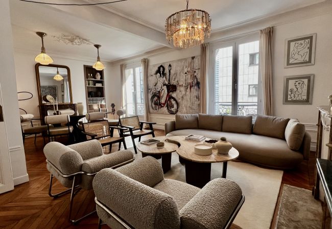  in Paris - Grenelle Design
