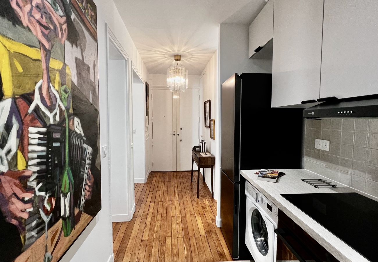 Apartment in Paris - Grenelle Design
