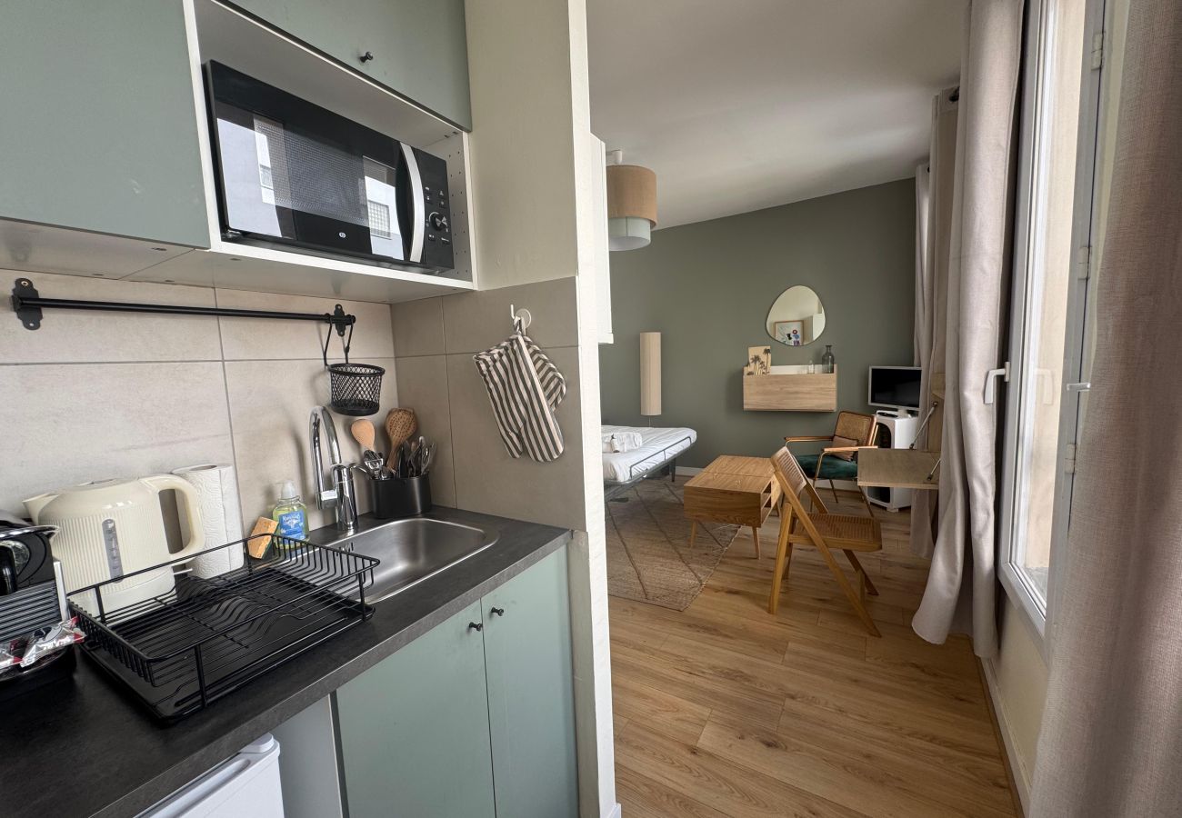 Apartment in Paris - Bonne Nouvelle Studio