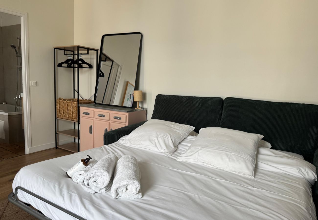 Apartment in Paris - Bonne Nouvelle Studio