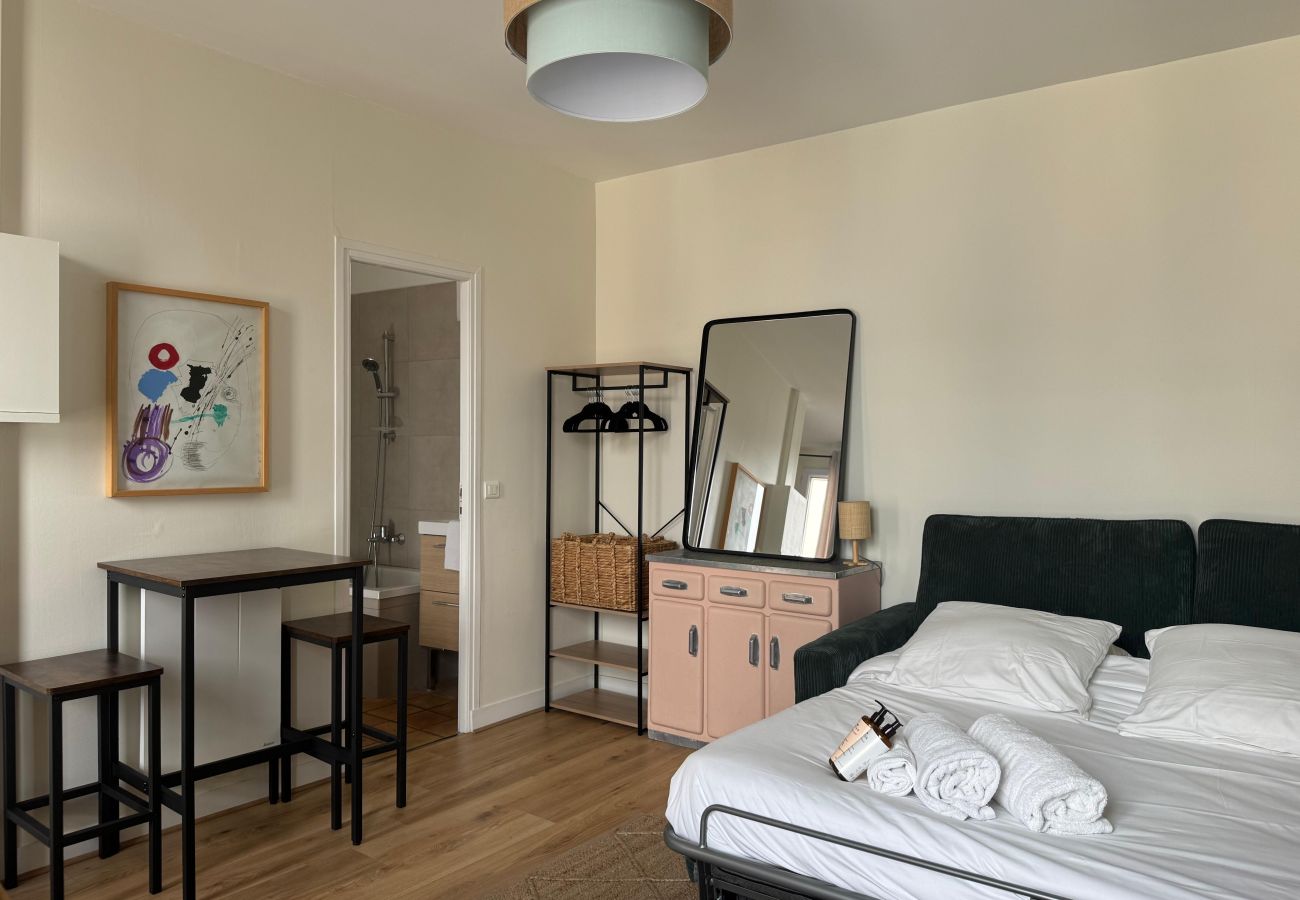 Apartment in Paris - Bonne Nouvelle Studio