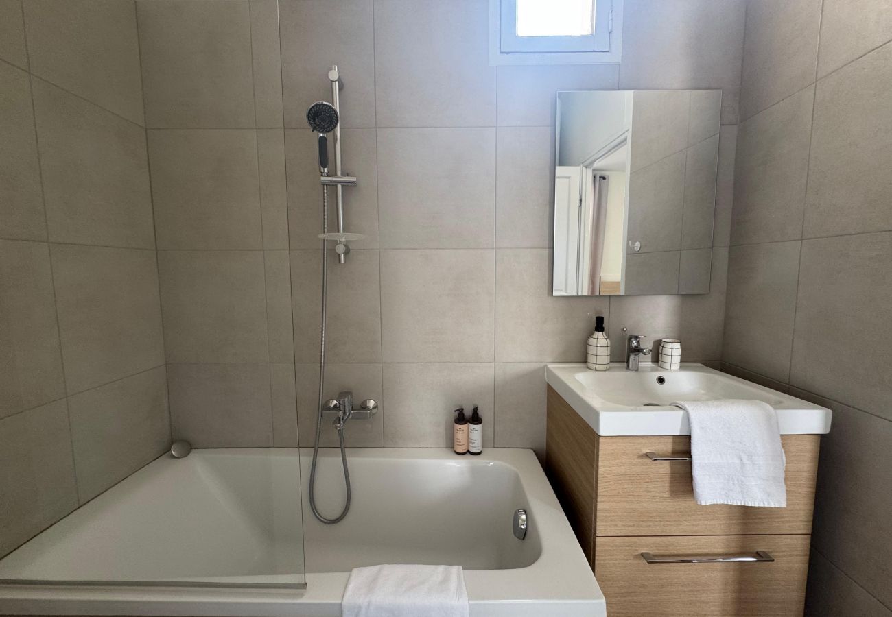 Apartment in Paris - Bonne Nouvelle Studio