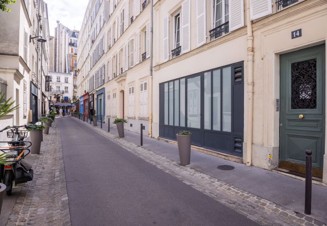 Apartment in Paris - Tour Eiffel Loft Apartment in Paris - Tour Eiffel Loft