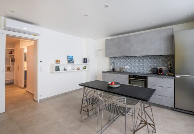 Apartment in Paris - Tour Eiffel Loft Apartment in Paris - Tour Eiffel Loft