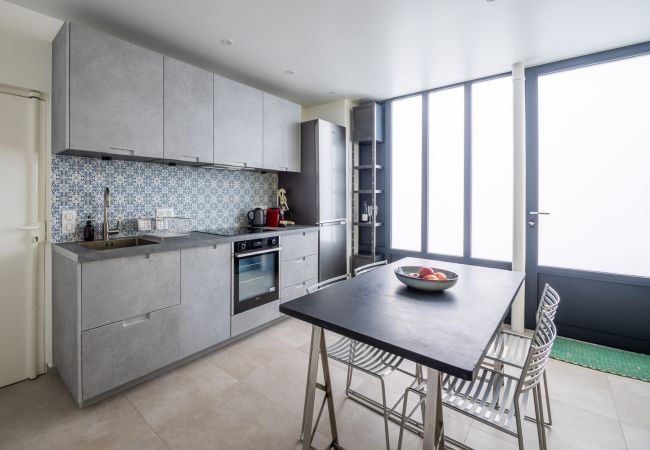 Apartment in Paris - Tour Eiffel Loft Apartment in Paris - Tour Eiffel Loft