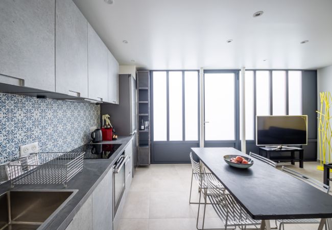 Apartment in Paris - Tour Eiffel Loft Apartment in Paris - Tour Eiffel Loft