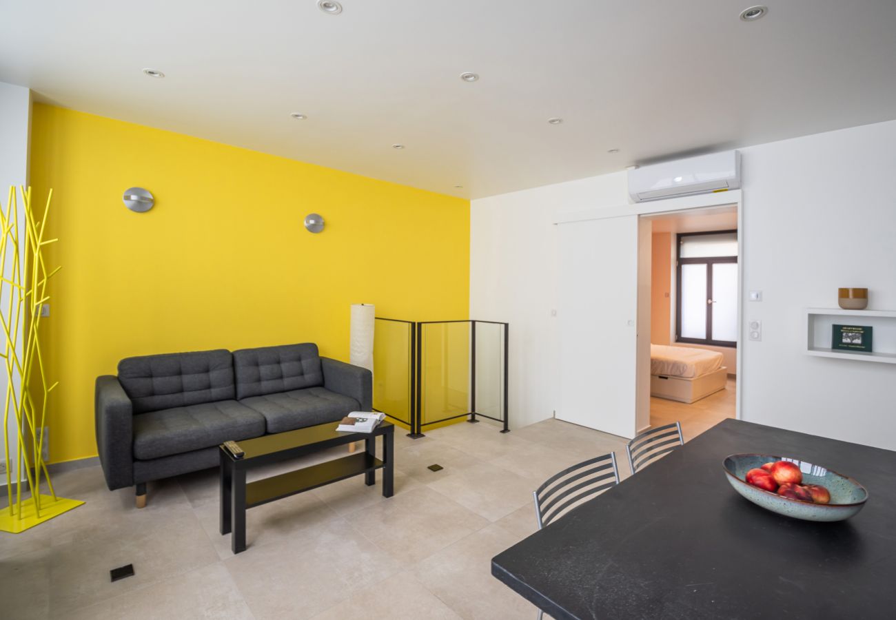 Apartment in Paris - Tour Eiffel Loft