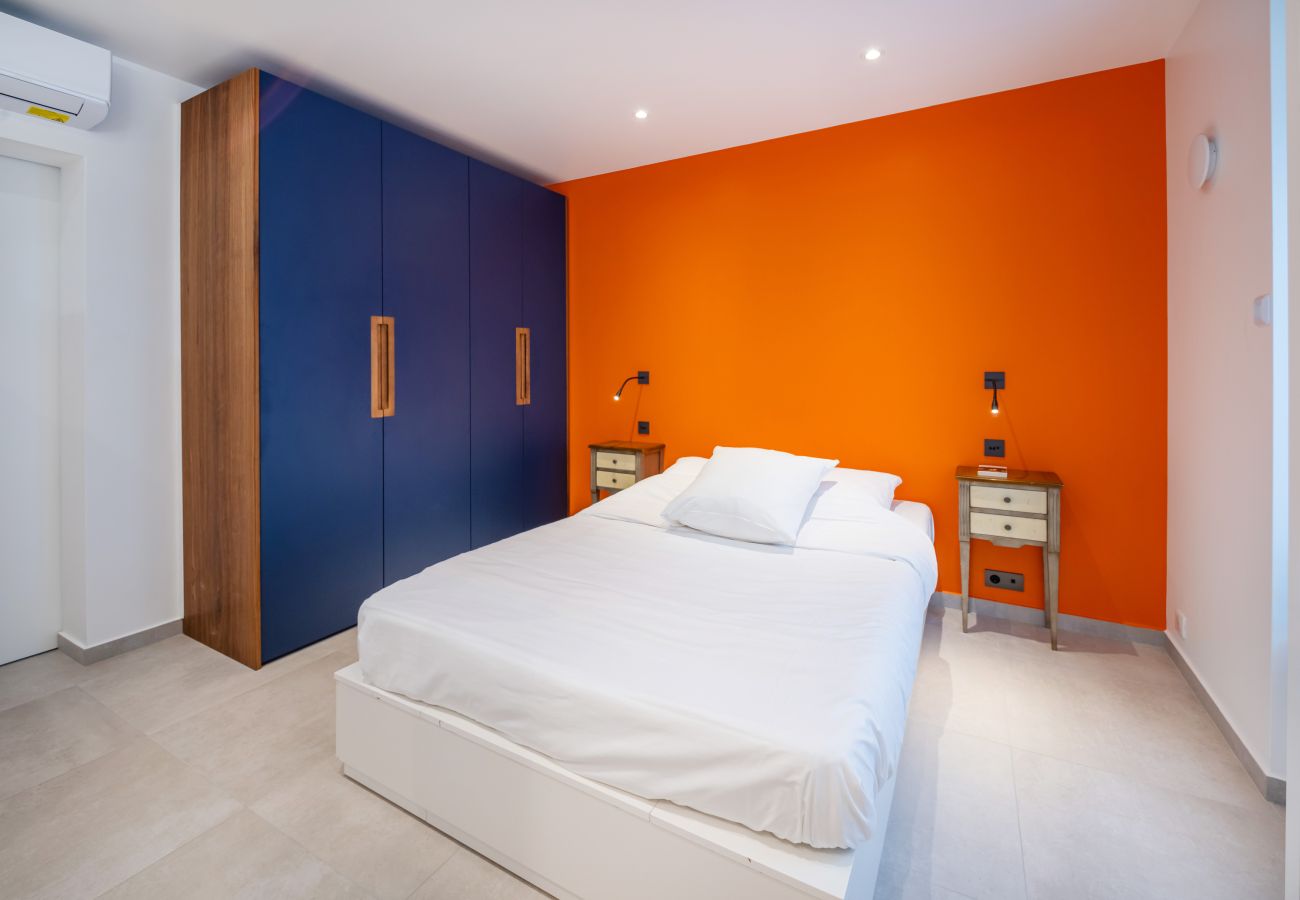 Apartment in Paris - Tour Eiffel Loft