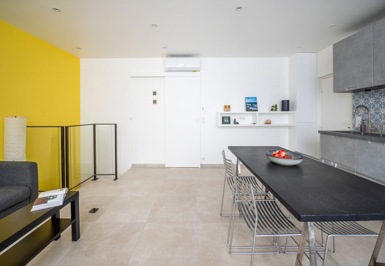 Apartment in Paris - Tour Eiffel Loft