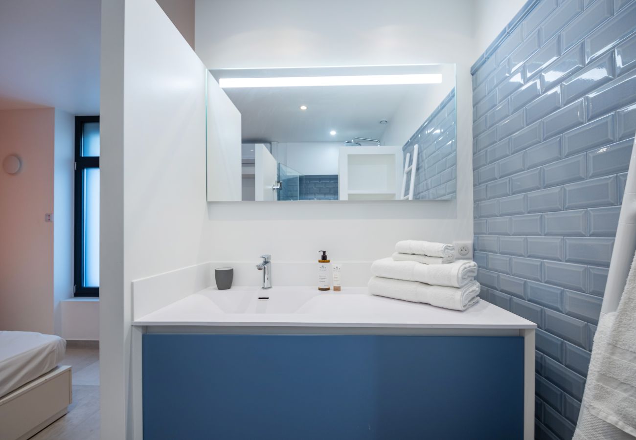 Apartment in Paris - Tour Eiffel Loft