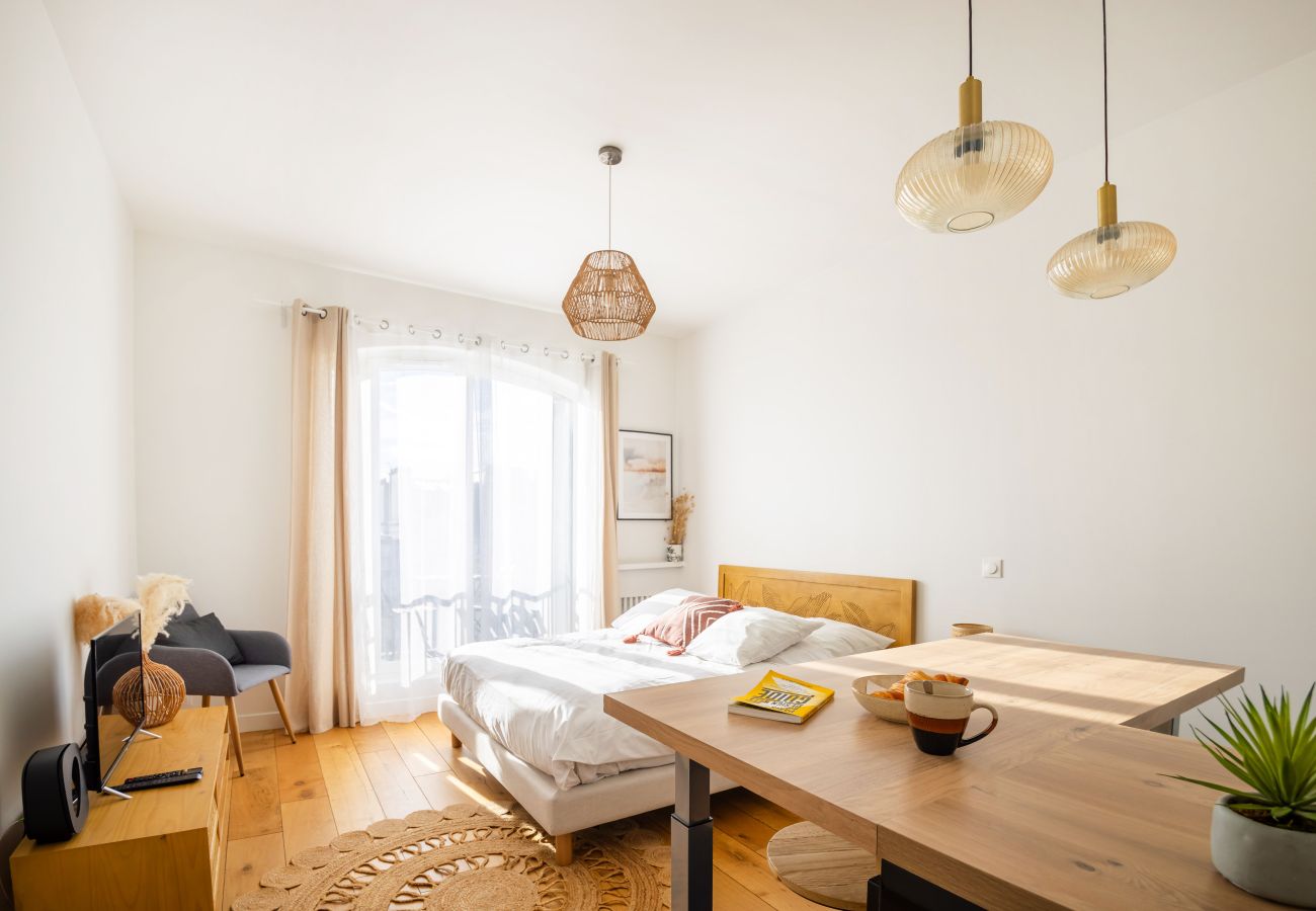 Apartment in Paris - Madeleine Studio