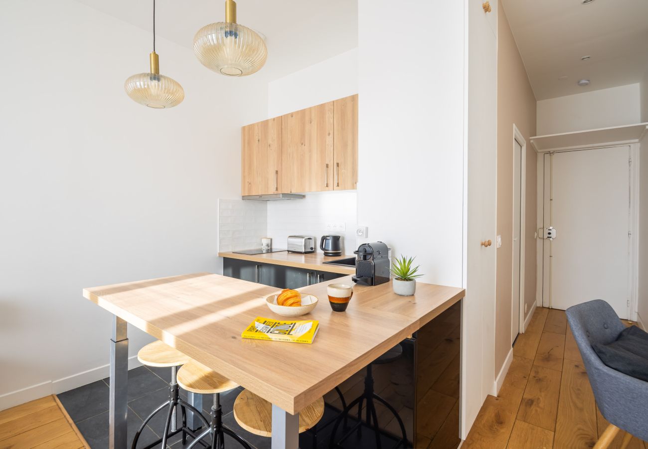 Apartment in Paris - Madeleine Studio