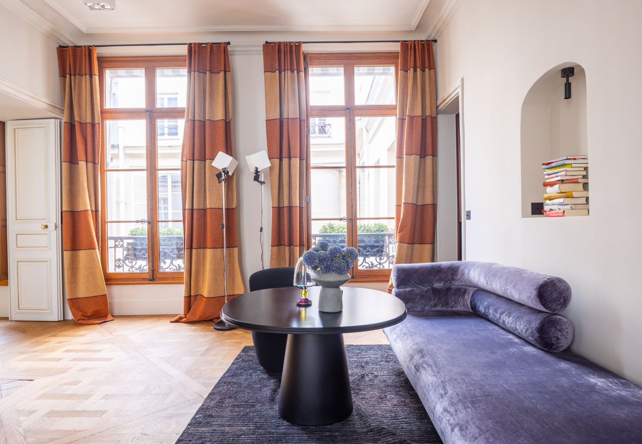 Apartment in Paris - Vendôme Design