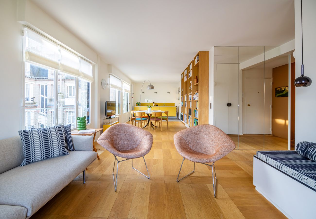 Apartment in Paris - Montparnasse Design