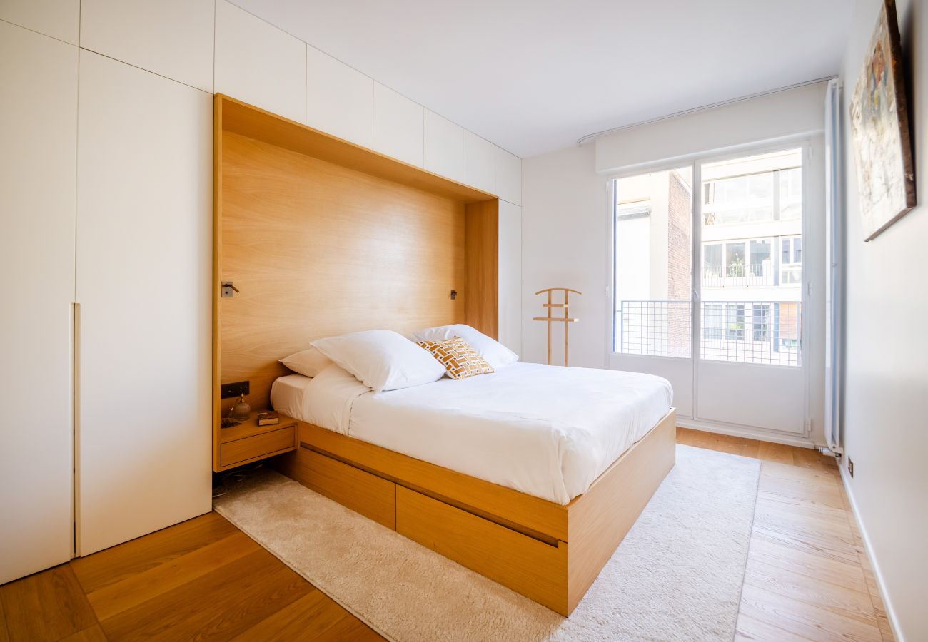 Apartment in Paris - Montparnasse Design