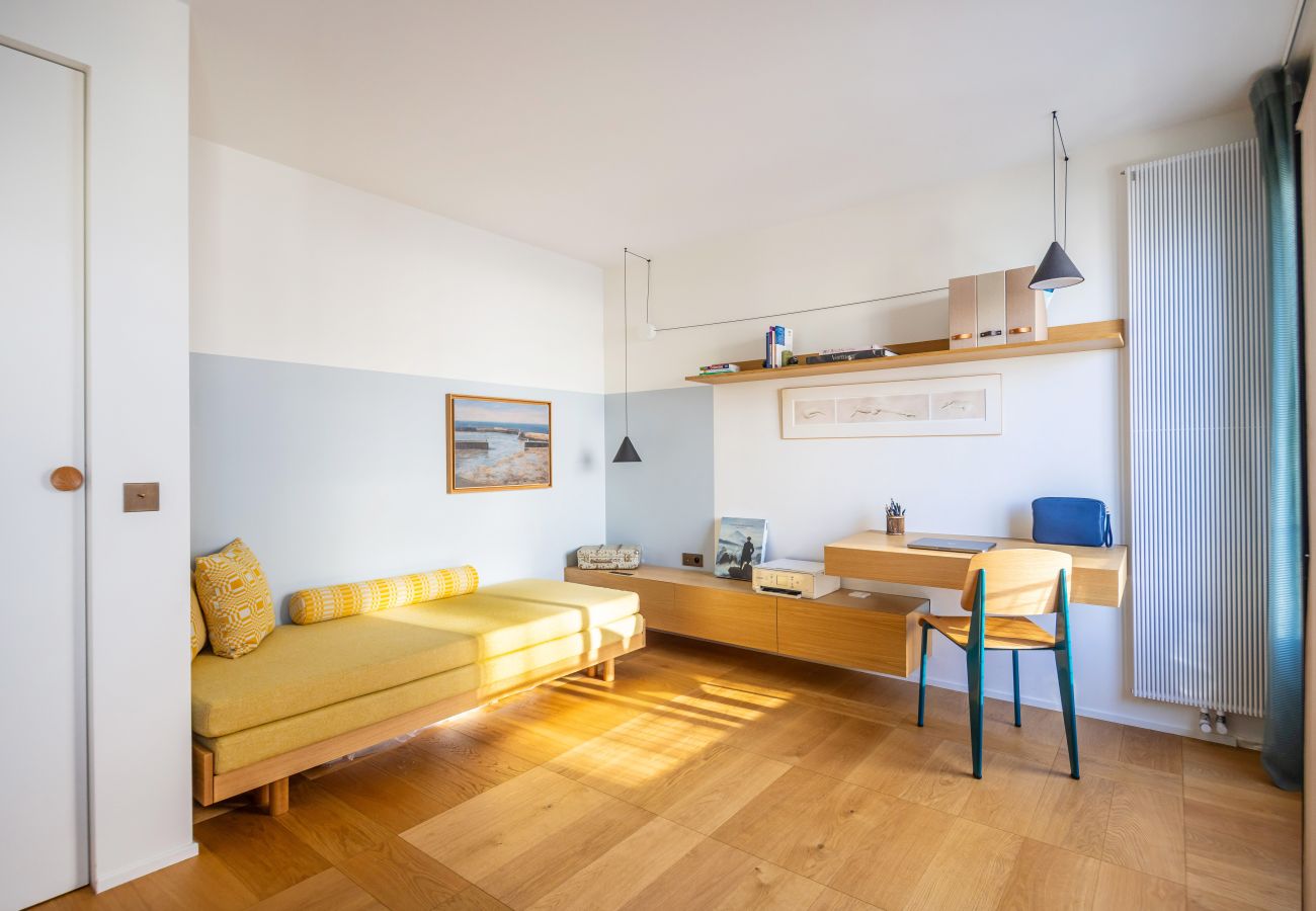 Apartment in Paris - Montparnasse Design